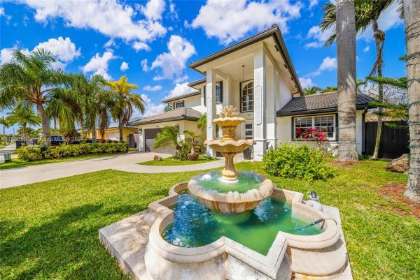 Richmond West No HOA, 14755 SW 168th Ter, Richmond West, Florida 33187, image 3