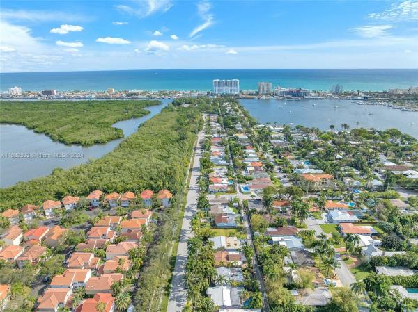 Hollywood Lakes, 1020 Johnson St, Hollywood, Florida 33019, image 2