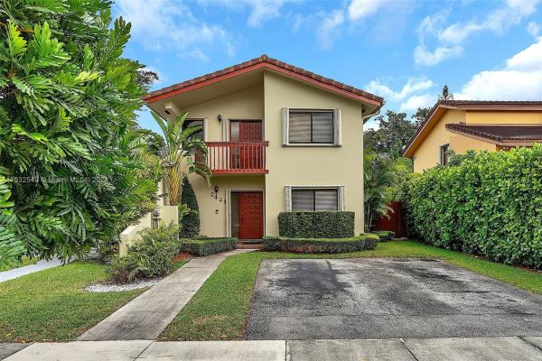 University Villas, 2421 SW 99th Ct #10, University Park, Florida 33165, image 3