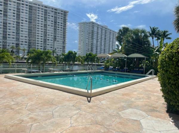 Kings Point Imperial, 220 Kings Point Dr #105, Sunny Isles Beach, Florida 33160, image 1