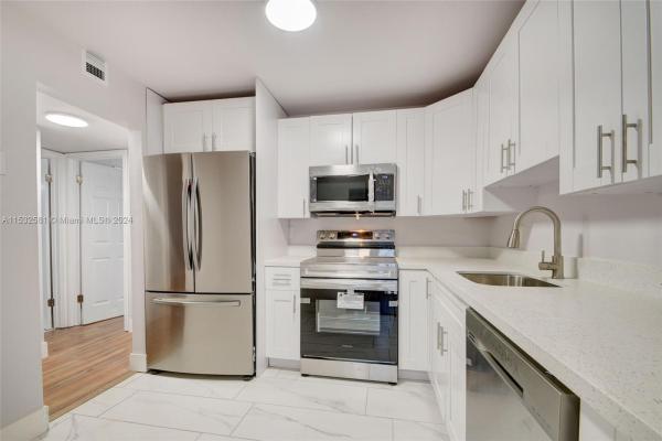 Stratford At Century Village, 101 Stratford H #101, West Palm Beach, Florida 33417, image 1