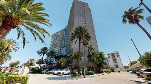 Brickell Townhouse, 2451 Brickell Ave #19C, Miami, Florida 33129, image 1