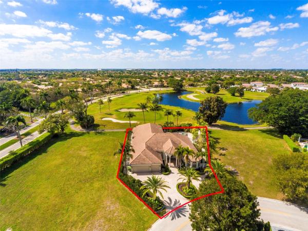 The Enclave, 660 W Enclave Cir W, Pembroke Pines, Florida 33027, image 1