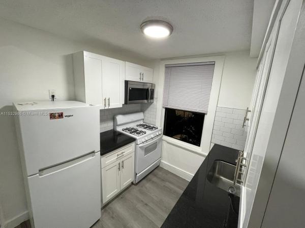 7149 Bay, 7149 Bay Dr #15, Miami Beach, Florida 33141, image 1