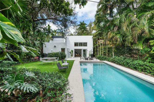 Coconut Grove Park, 3550 Avocado Ave, Miami, Florida 33133, image 1