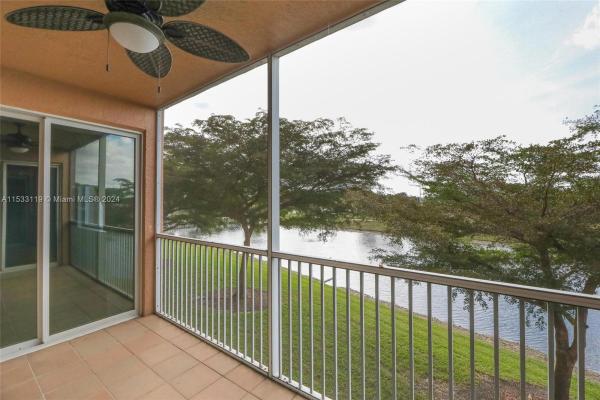 Yardley, 7725 Yardley Dr #207, Tamarac, Florida 33321, image 2