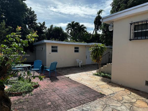 Coral Nook, 3014 SW 5th St, Miami, Florida 33135, image 2