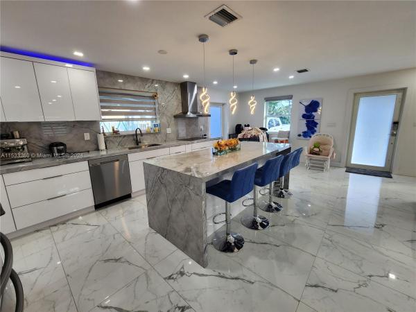 Central Miami, 6871 SW 32nd Ter, Coral Terrace, Florida 33155, image 2