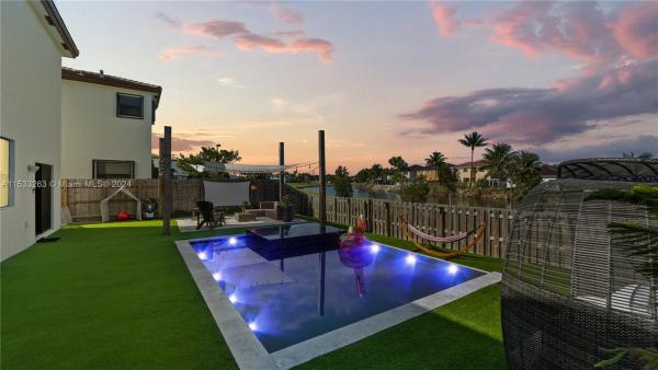 Crystal Cay, 10323 SW 228th Ter, Princeton, Florida 33190, image 1