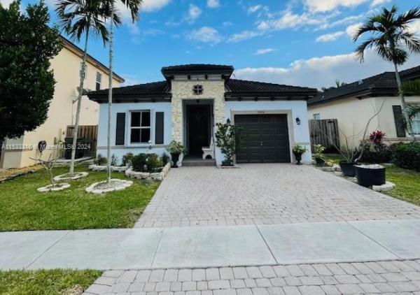 Atlantis At Oasis, 2434 NE 4th St, Homestead, Florida 33033, image 1
