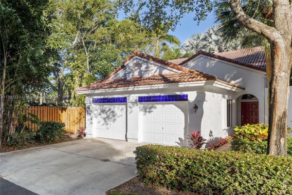 Wimbledon Villas At Town Place, 5632 Amersham Way, Boca Raton, Florida 33486, image 1