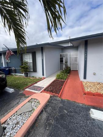 International Villas, 11433 NW 4th Ter #11433, Sweetwater, Florida 33172, image 3