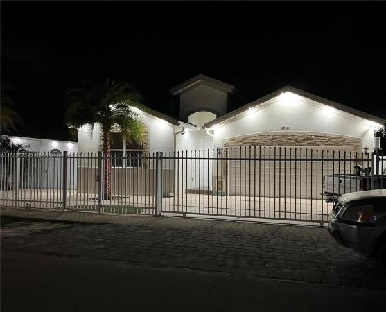 AH At Turnpike South, 27583 SW 133rd Ave, Naranja, Florida 33032, image 1