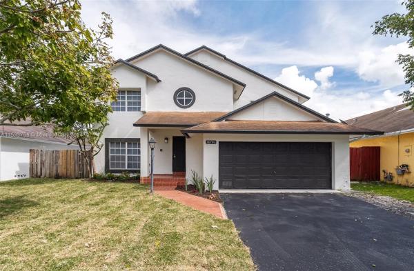 Country Lake Park, 18703 NW 77th Pl, Hialeah, Florida 33015, image 3