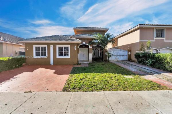 Alameda North, 8854 NW 153rd Ter, Miami Lakes, Florida 33018, image 3