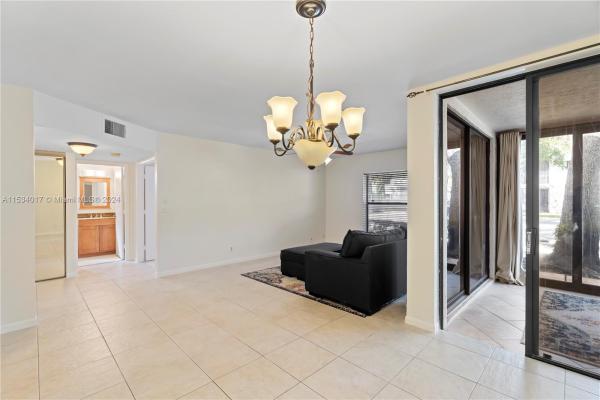 Applewood Village 2, 4645 N Carambola Cir N #2726, Coconut Creek, Florida 33066, image 1