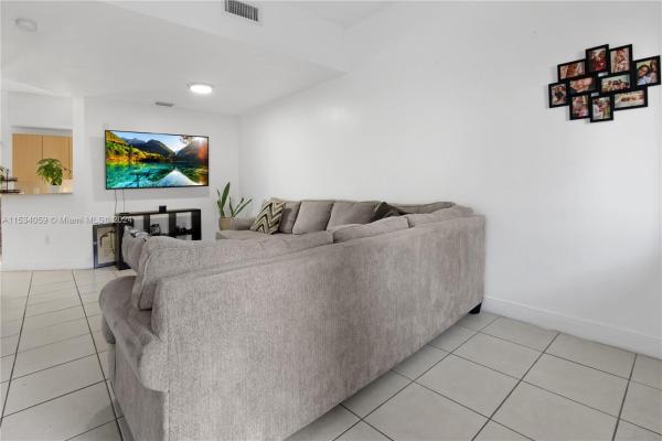 The Palms At Isles Of Bayshore, 22013 SW 88th Path, Cutler Bay, Florida 33190, image 3