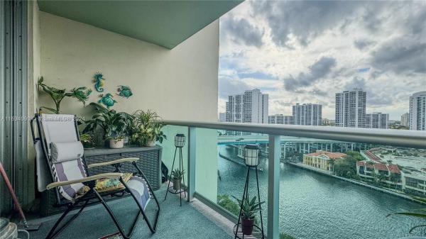 Oceanview A, 19390 Collins Ave #1619, Sunny Isles Beach, Florida 33160, image 2