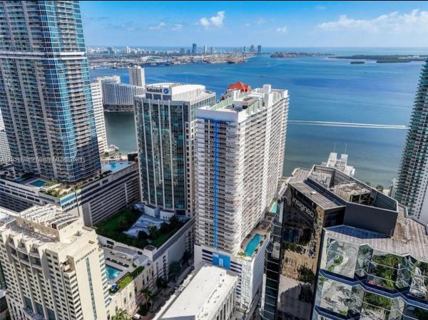 The Club At Brickell Bay, 1200 Brickell Bay Dr #1907, Miami, Florida 33131, image 2