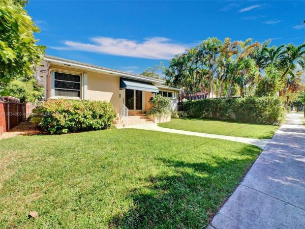 Brickell Hammock, 211 SW 24th Rd, Miami, Florida 33129, image 2
