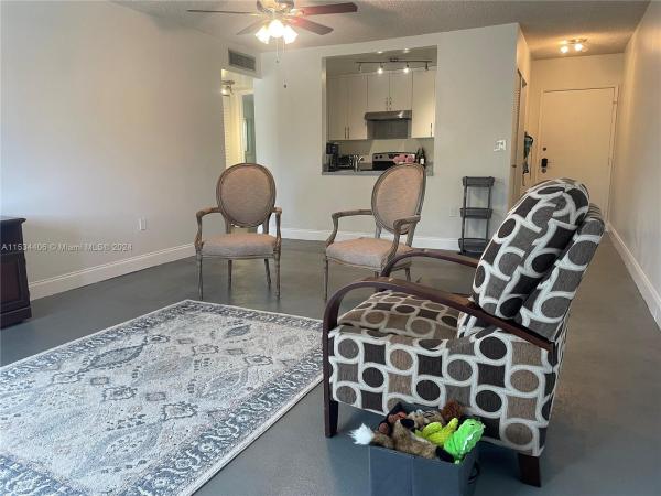 West Lake Village, 401 NW 107th Ave #207, Fountainebleau, Florida 33172, image 1