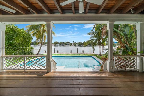 San Marino Island, 325 E San Marino Dr, Miami Beach, Florida 33139, image 2