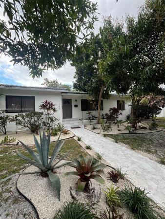 Dunnings Miami Shores, 126 NW 107th St, Miami Shores, Florida 33168, image 1