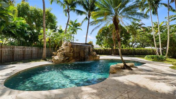 Cutler South, 18150 SW 77th Ave, Palmetto Bay, Florida 33157, image 1