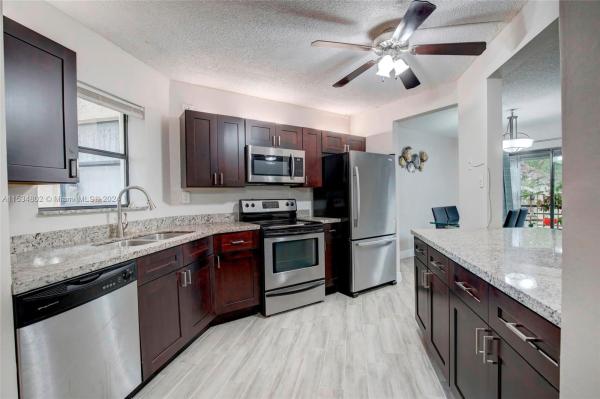Plantation Club, 6855 W Broward Blvd #311, Plantation, Florida 33317, image 1