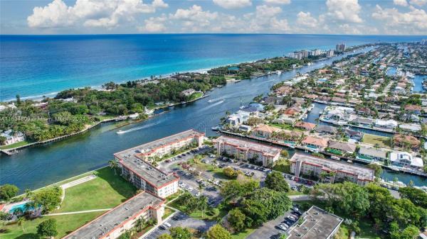 Palm Aire At Coral Key, 3050 NE 48th Ct #204, Lighthouse Point, Florida 33064, image 1