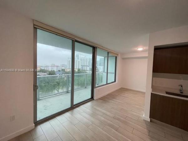 Le Parc At Brickell, 1600 SW 1st Ave #706, Miami, Florida 33129, image 2