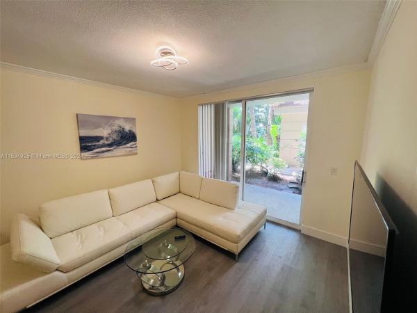 Porto Bellagio, 17150 N Bay Rd #2118, Sunny Isles Beach, Florida 33160, image 1