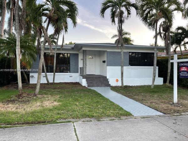 Hollywood Lakes, 910 Hollywood Blvd, Hollywood, Florida 33019, image 2