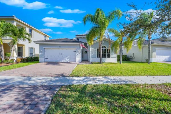 Antigua At Oasis, 3417 NE 2nd St, Homestead, Florida 33033, image 3