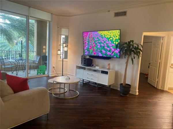 Alaqua, 3001 NE 185th St #335, Aventura, Florida 33180, image 3