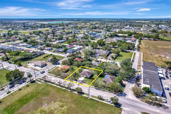 Homestead No HOA, 318 SW 6th Ave, Homestead, Florida 33030, image 3