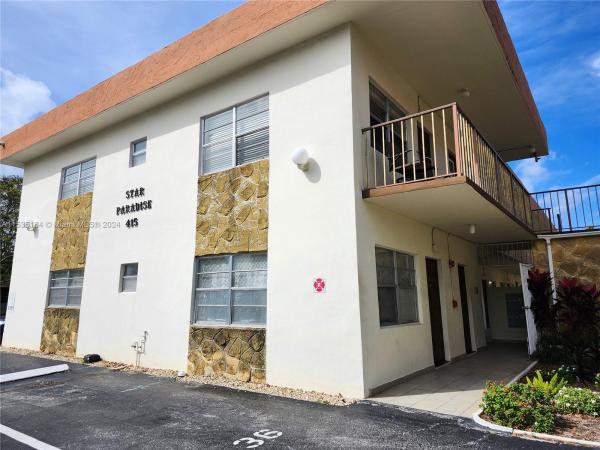 Star Paradise, 415 NE 2nd St #109, Hallandale Beach, Florida 33009, image 1