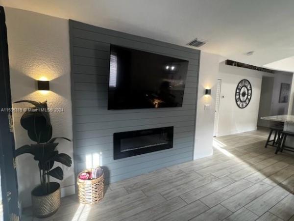 Golden Eagle Estates, 10054 NW 127th Ter, Hialeah Gardens, Florida 33018, image 2