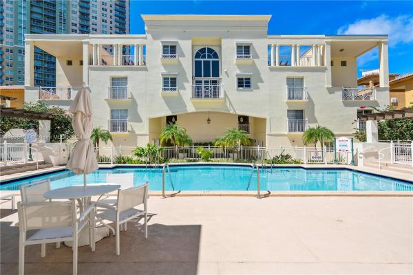 The Courts At South Beach, 100 Meridian Ave #233, Miami Beach, Florida 33139, image 2