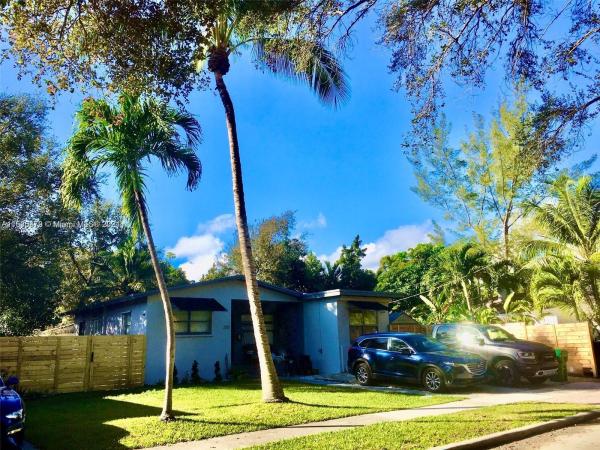 Oakland Grove, 220 NE 84th St, Miami, Florida 33138, image 1