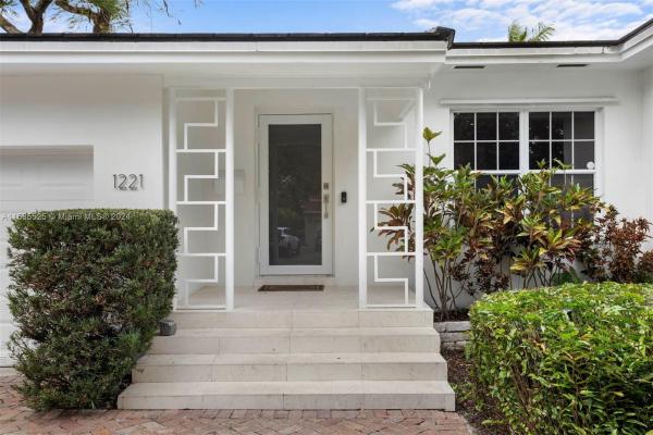 University Estates, 1221 Andora Ave, Coral Gables, Florida 33146, image 3