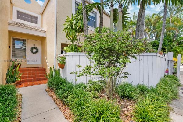 Gables Point, 6830 SW 45th Ln #3, Glenvar Heights, Florida 33155, image 3