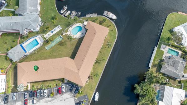 Lakeshore Lodge, 298 SE 6th Ave #2, Pompano Beach, Florida 33060, image 1
