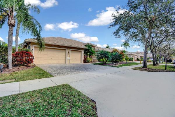 Country Glen, 13241 Parkside Ter, Cooper City, Florida 33330, image 1