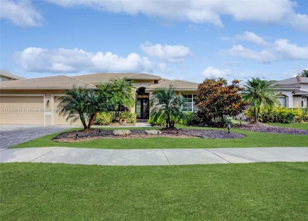 Country Glen, 13241 Parkside Ter, Cooper City, Florida 33330, image 2