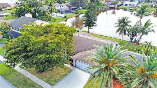 Windward Isle, 11850 NW 36th Pl, Sunrise, Florida 33323, image 1