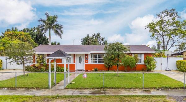 Avocado Villas, 1680 SW 4th St, Homestead, Florida 33030, image 2