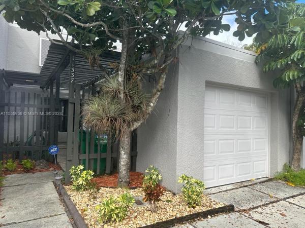 Villas Lakes, 11337 NW 15th Ct, Pembroke Pines, Florida 33026, image 1