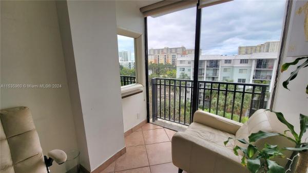 Plaza Of The Americas, 17021 N Bay Rd #601, Sunny Isles Beach, Florida 33160, image 3