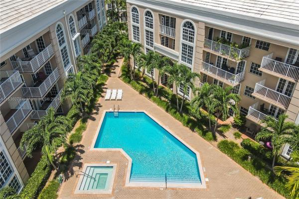 University Inn, 1280 S Alhambra Cir #2414, Coral Gables, Florida 33146, image 1